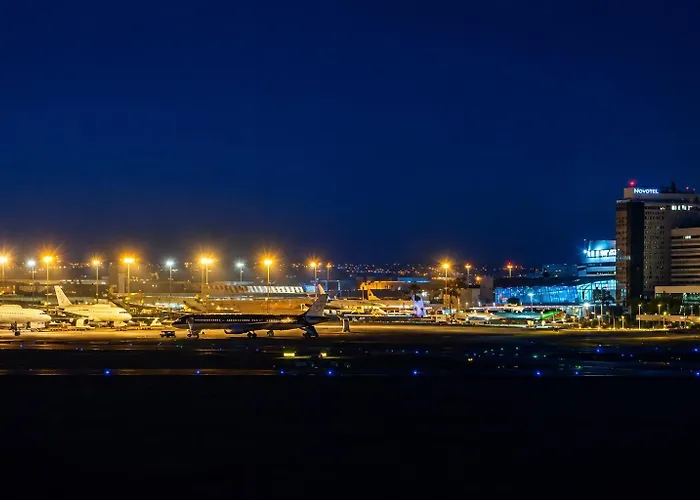 Premium 3Br Hotel With Direct Airport View